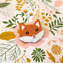 Load image into Gallery viewer, Mini Brooch Fox
